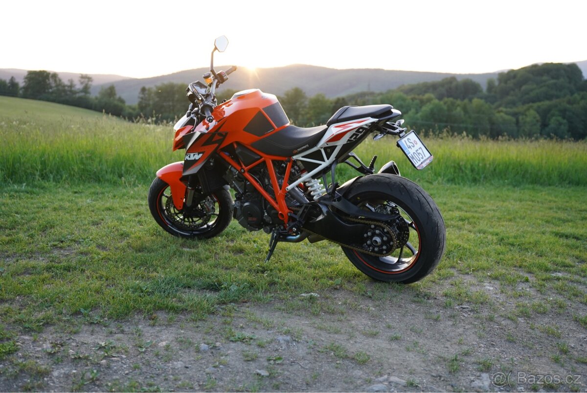 KTM Superduke 1290 R - 8