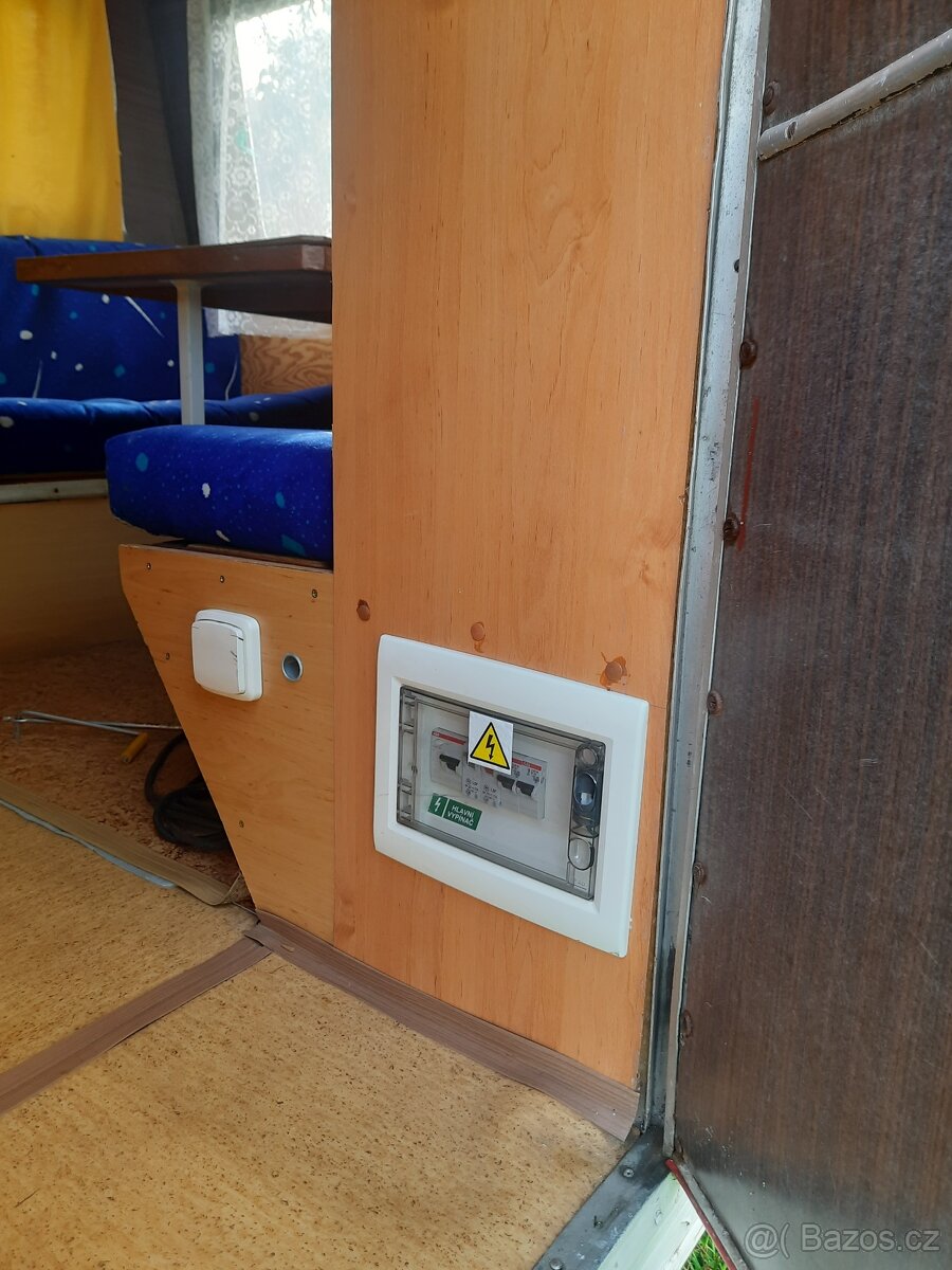 Karavan vlastní výroby - 8