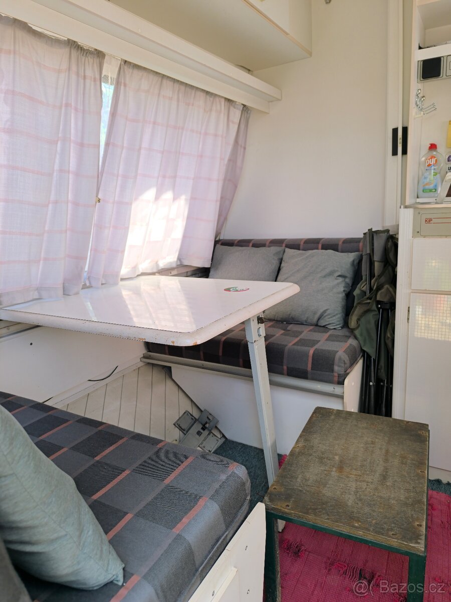 Karavan. Kip - 8
