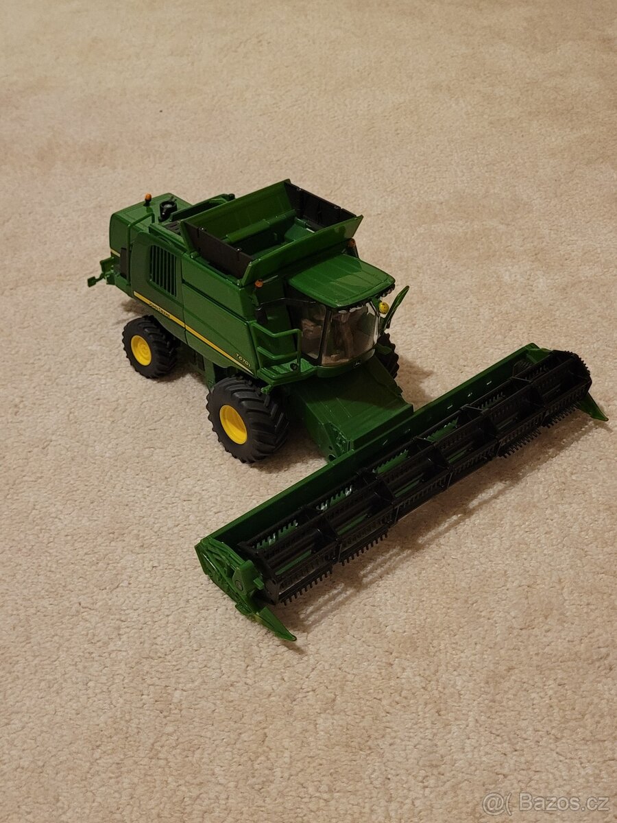 Siku kombajn John Deere 1:32 - 8