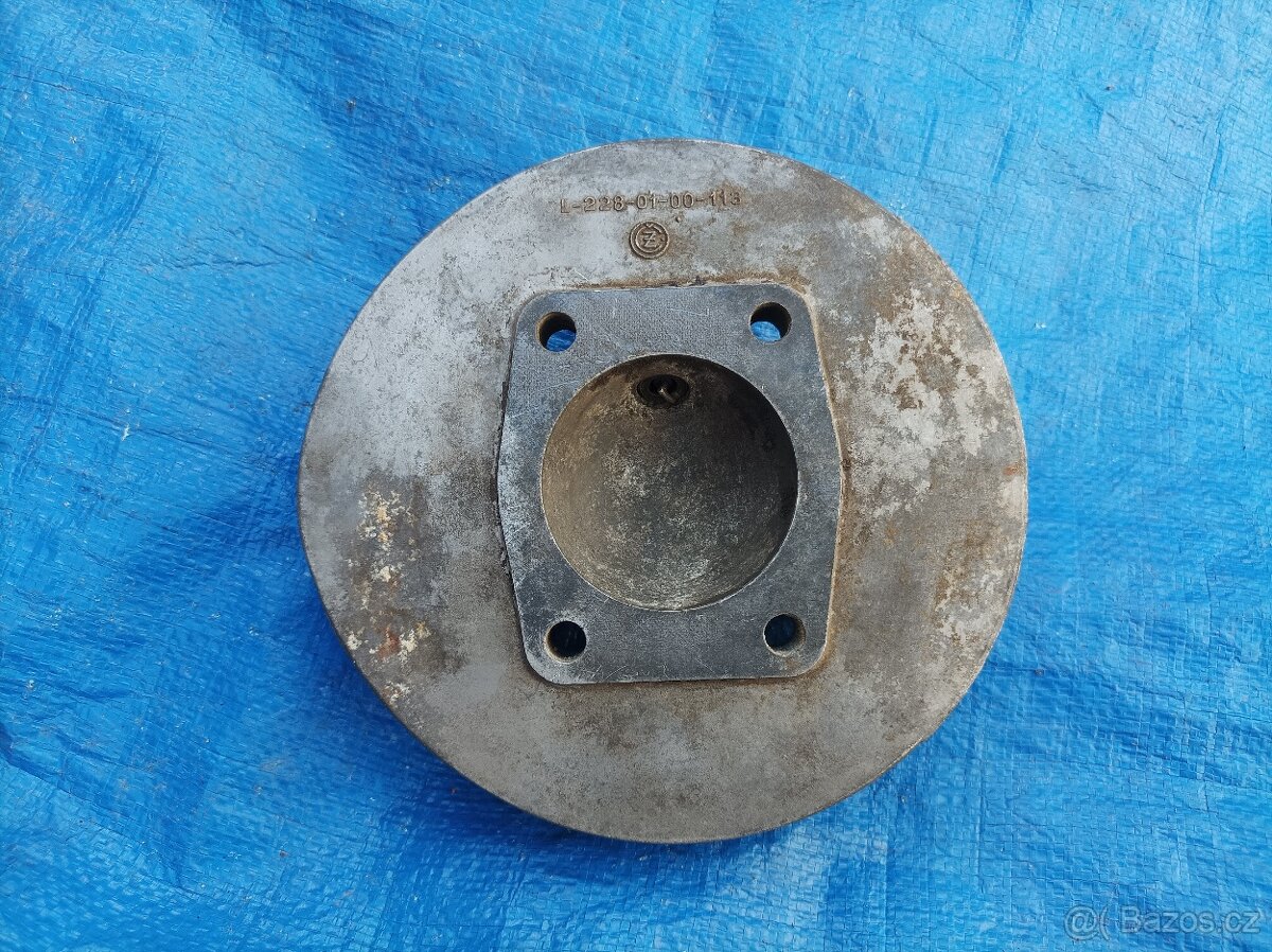Hlava motoru ČZ 150 - 8
