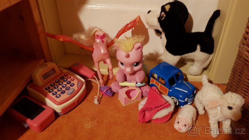 PRODAM STARSI HRACKY,,, - 8