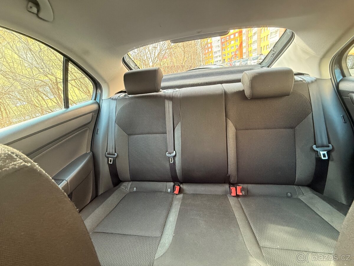 Škoda rapid 1.2 tsi 63kw - 8