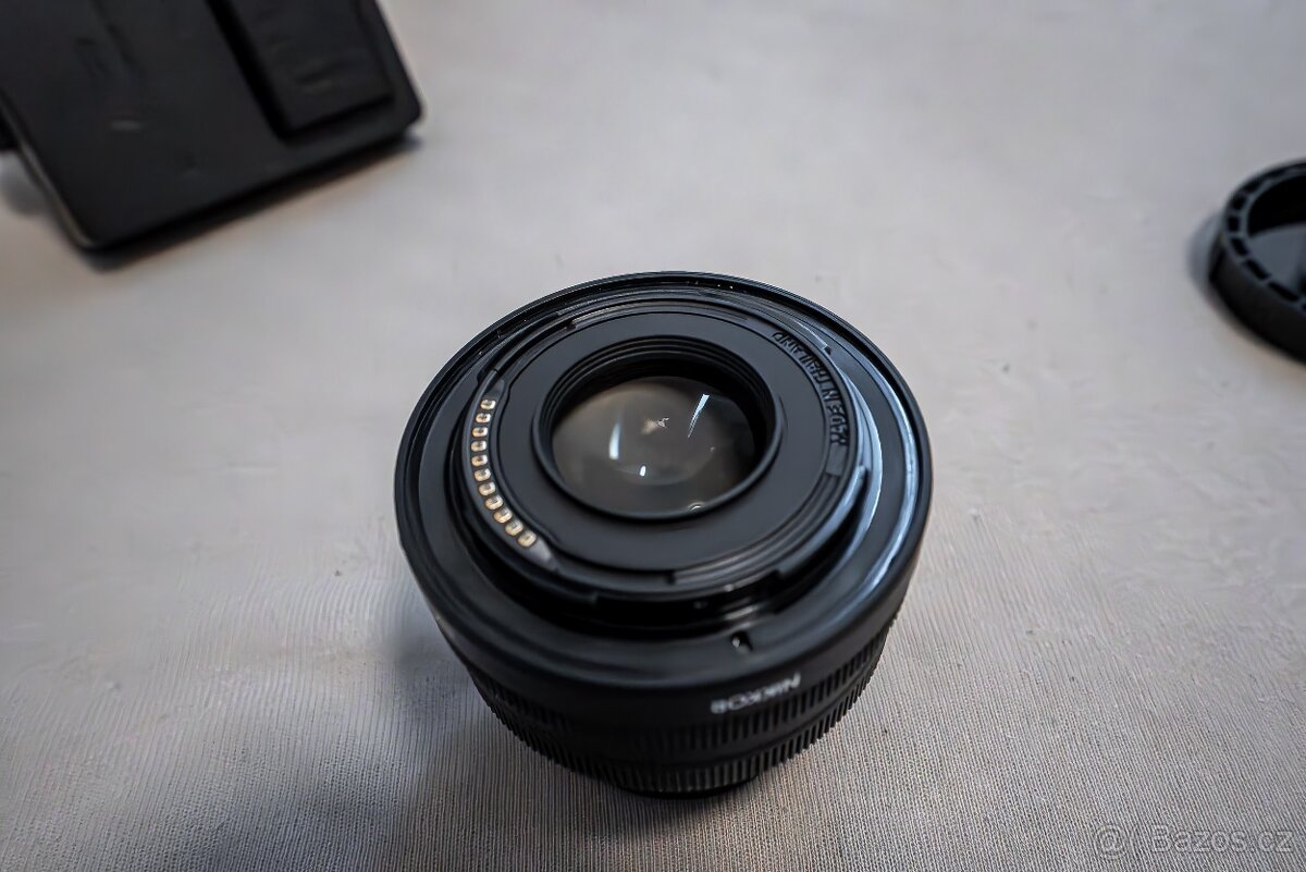 Prodám Nikon Z50 + 2 objektivy (16-50mm a 12-28mm) + přísluš - 8