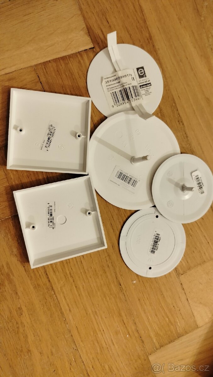 Plastová krycí víčka - různé druhy - 8