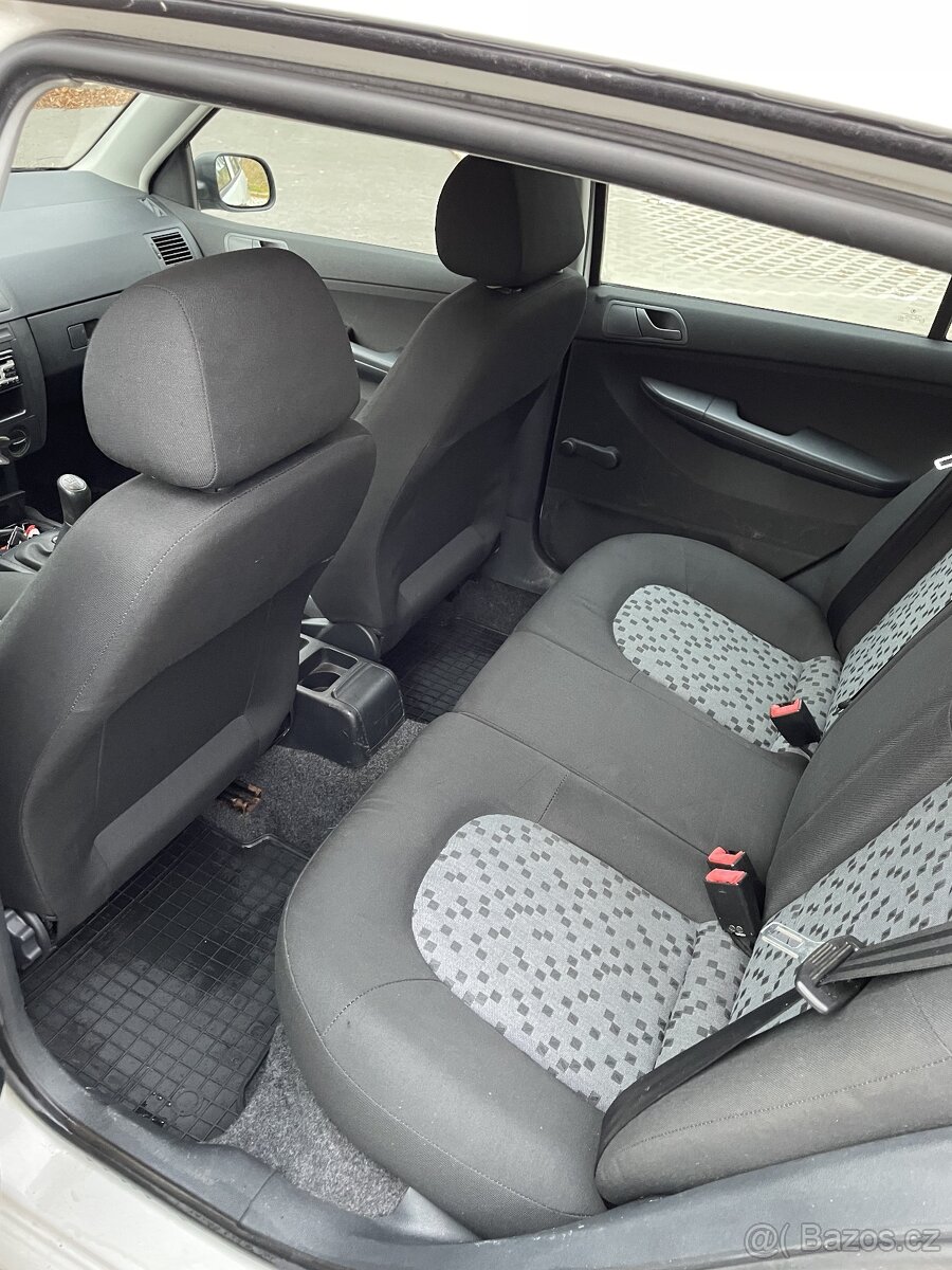 Škoda Fabia 1.4 16v 55kw - 8