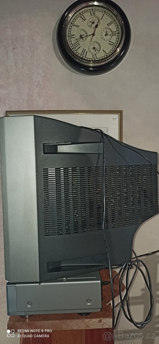 Prodám videorekorder Sony + televizi Sony - 8