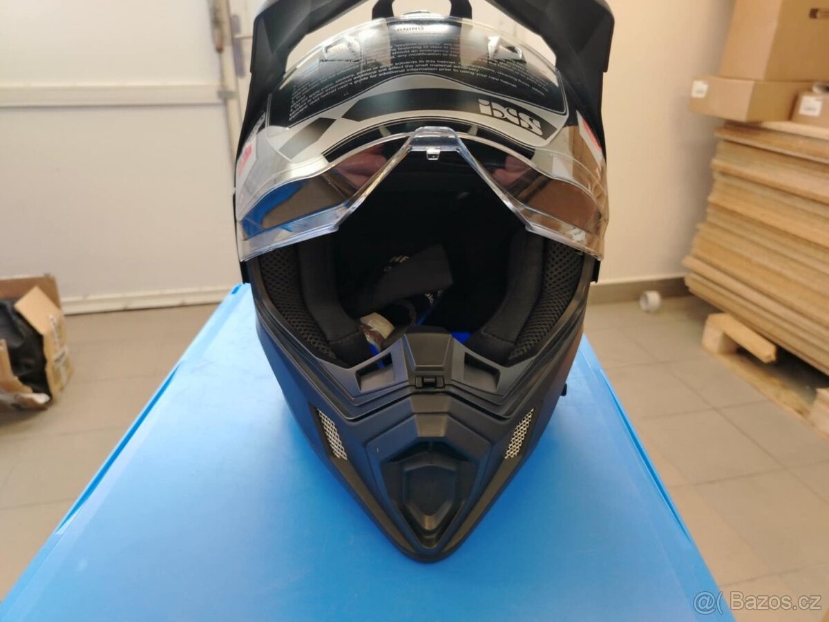 přilba IXS209 černá matná nová, velikost M - 8