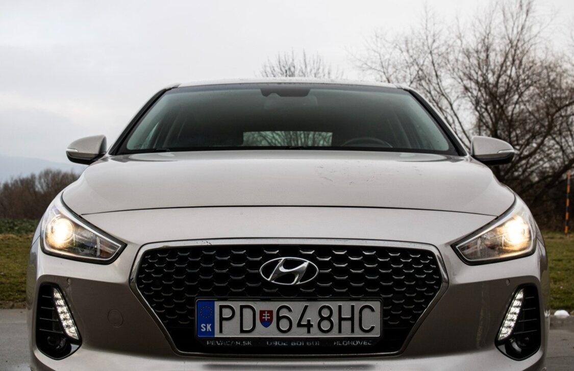 Hyundai i30 1.6 CRDi automat - 8