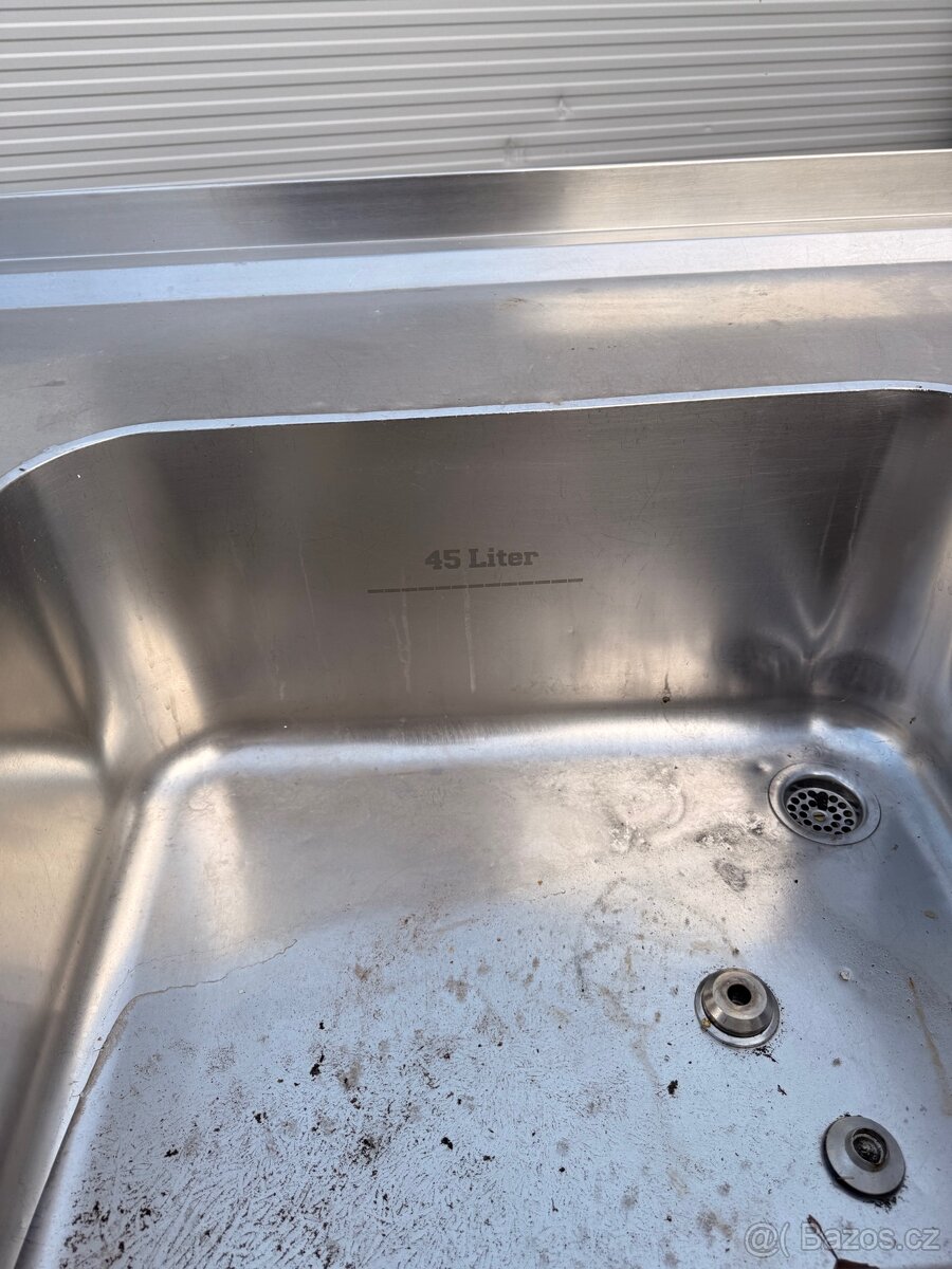 Gastro vybavení (výčepní pult) - 8