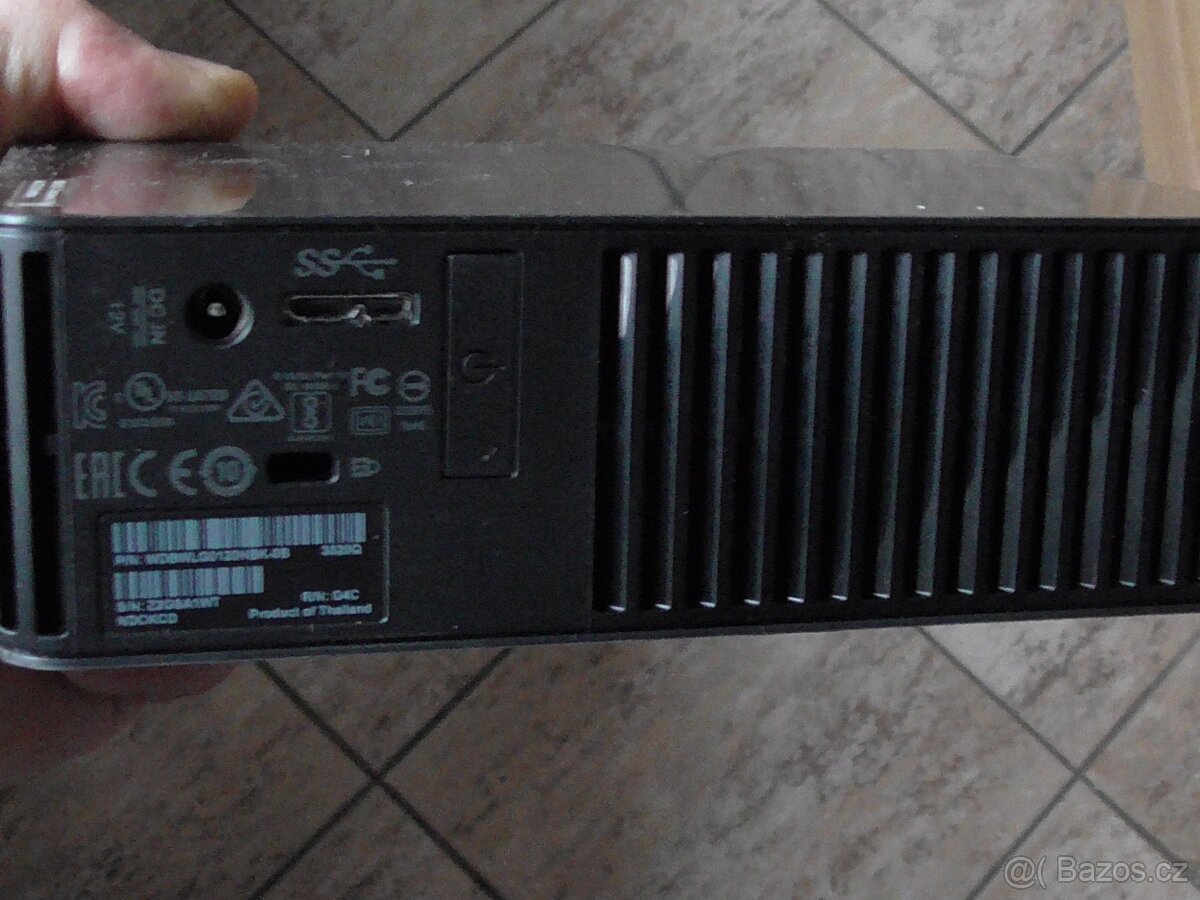 Externi HDD WD 12Tera 7 kusu - 8