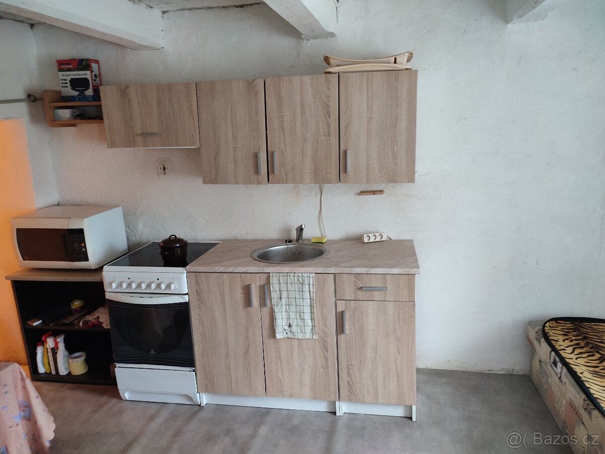 dům v obci Bělotín- místní část Lučice na Moravě - 8