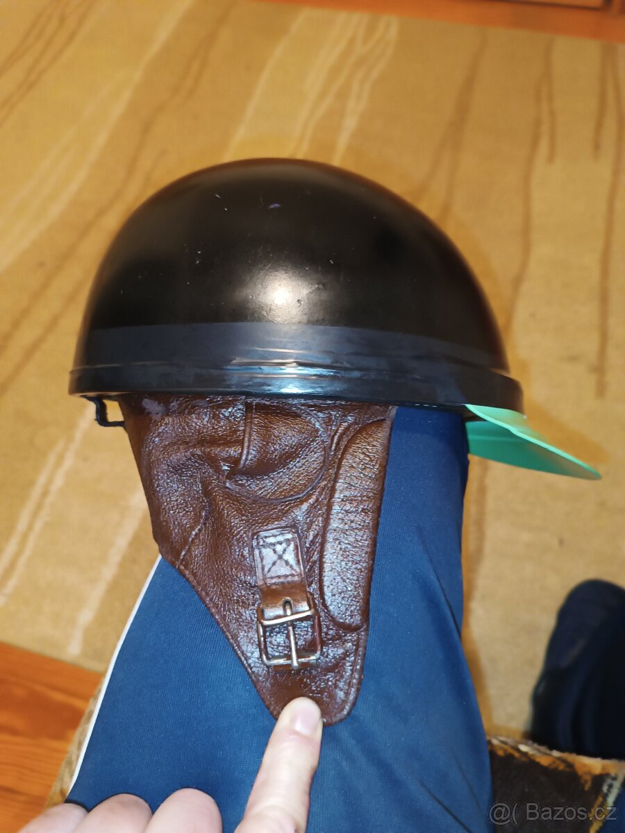 Stará přilba, helma - kokos - 8
