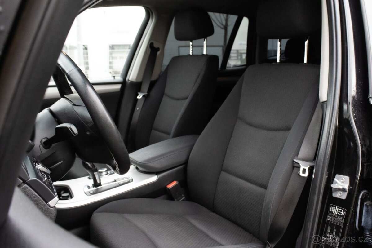 BMW X3 xDrive20d A/T - 8