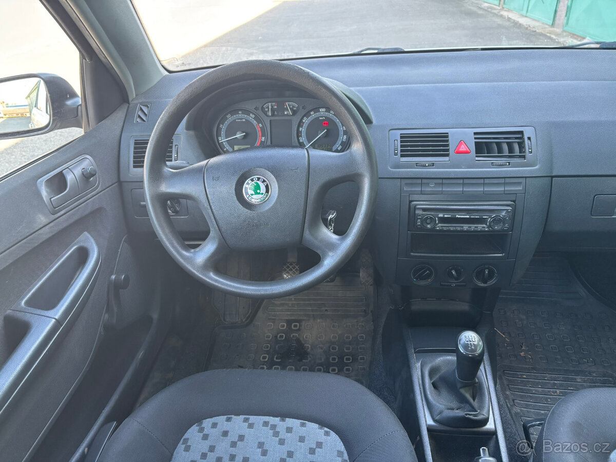 Škoda Fabia - 8
