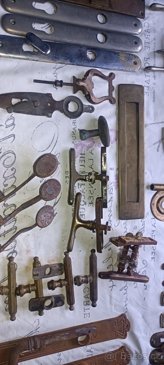 Staré kování - různé. - 8