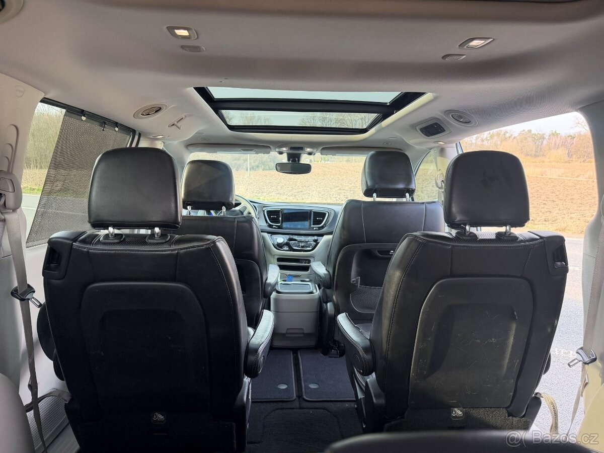 Chrysler Pacifica 3,6 RU Panorama Limited 2018 DPH - 8