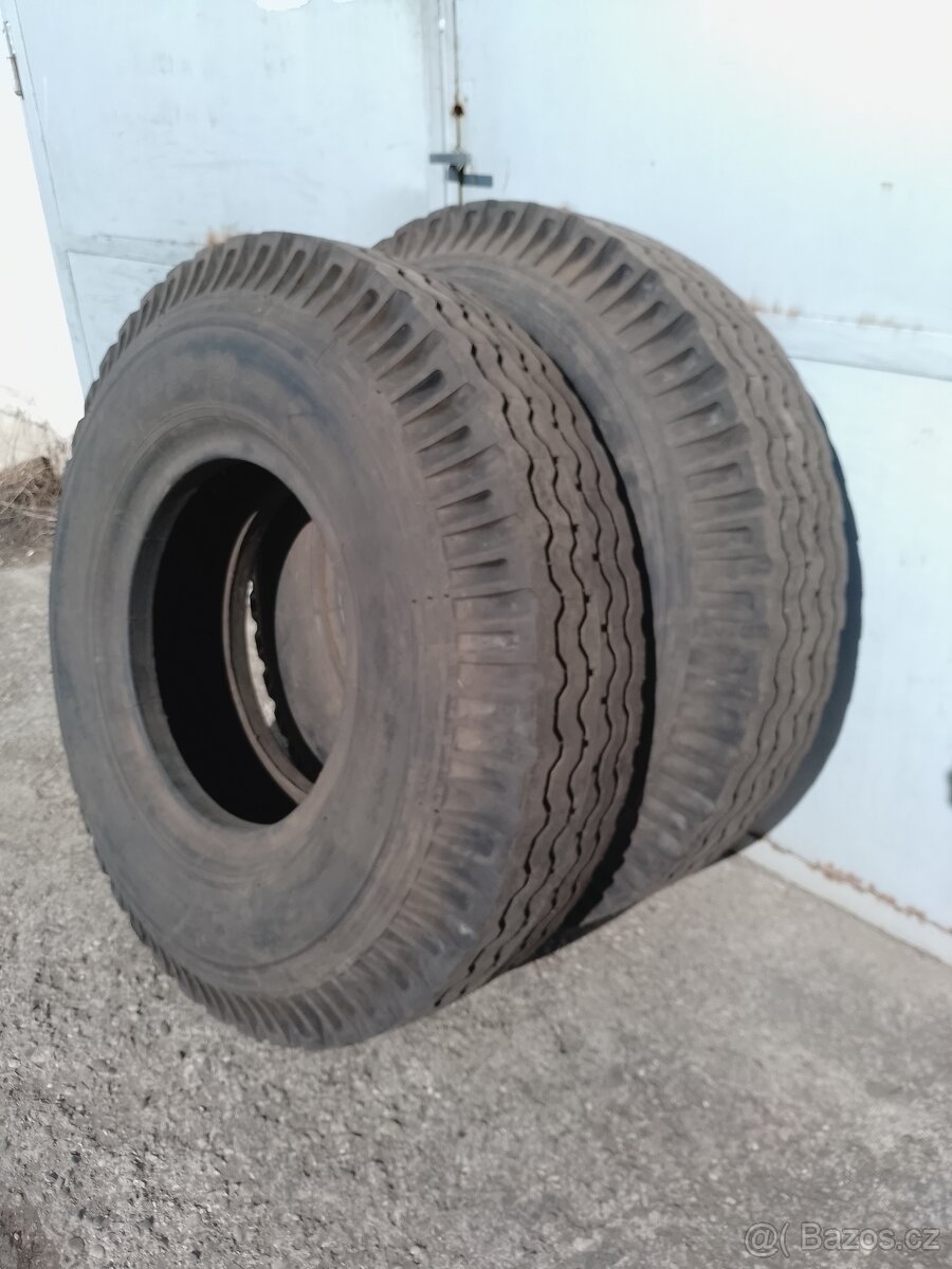 Pneu, plášť tatra,liaz,vlek,vlečka 12,00-20 Barum,16 PR,V-1 - 8