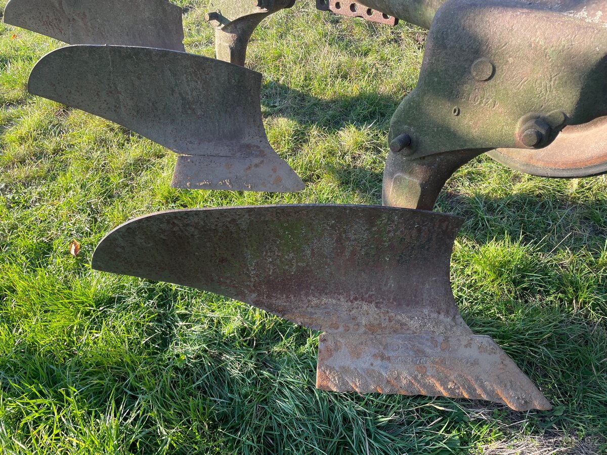 Prodej – Pluh 3-PN-35-M - 8