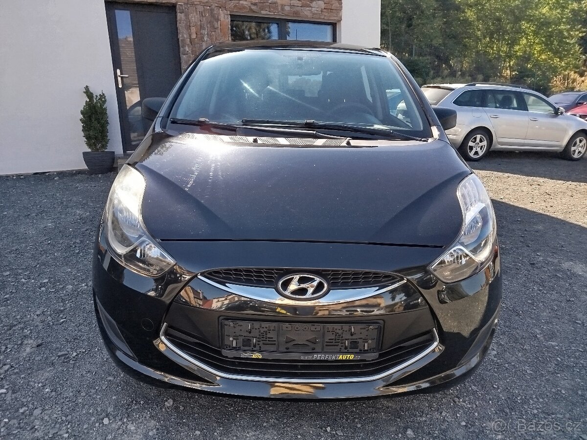 Hyundai ix20 1.4i 66 kW, r.v. 9/2011, najeto 157.962 km - 8