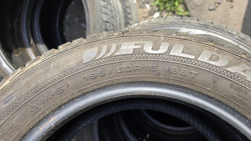 Zimní pneu 195/60/15 Fulda - 8