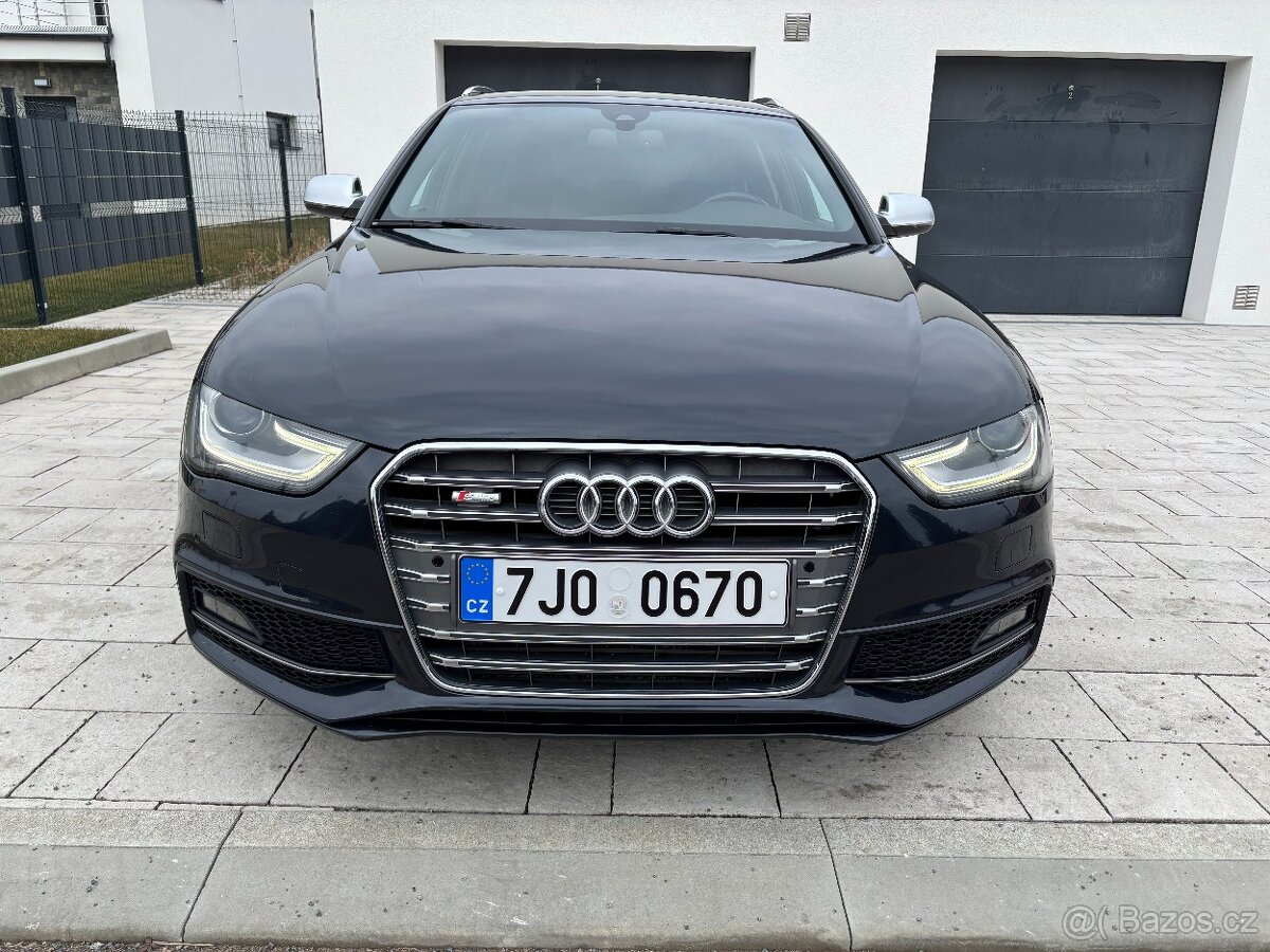 Audi A4 Avant 2.0 TDI 3X S-LINE - 8