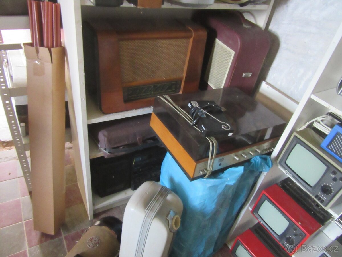 magnetofoy,gramogony,zesilovače atd. - 8