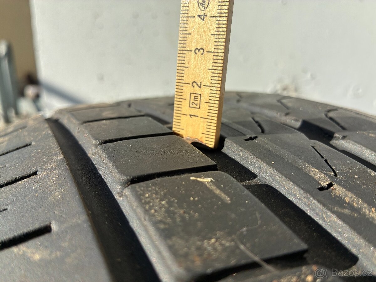 Pirelli Cinturato P7 - 215/55 R16 - 8