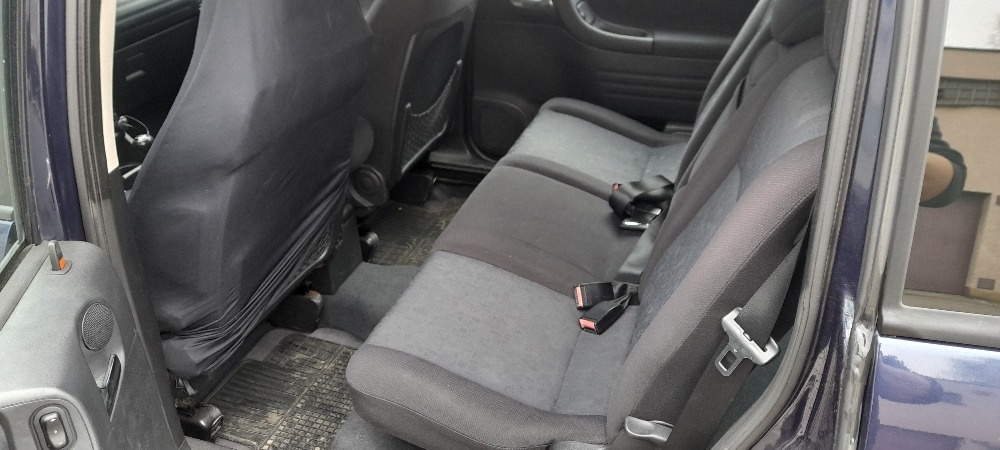 Opel Zafira - 8