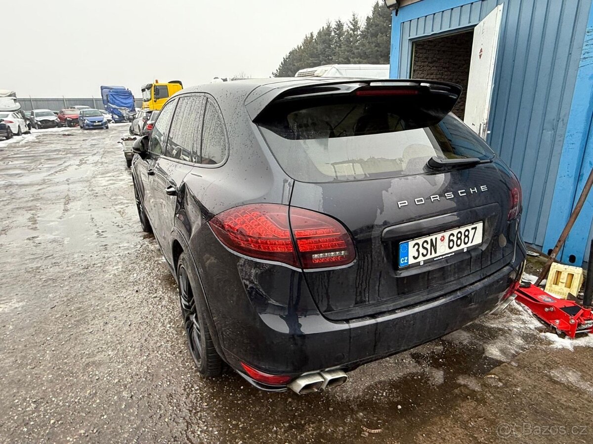 Porsche Cayenne Diesel 3.0 2012 motor start - 8