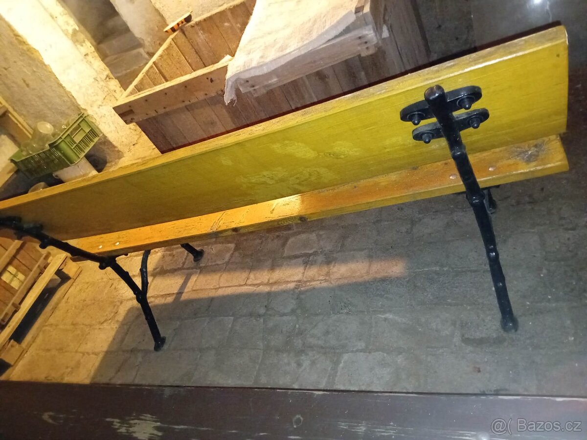 Zahradní lavička - 8