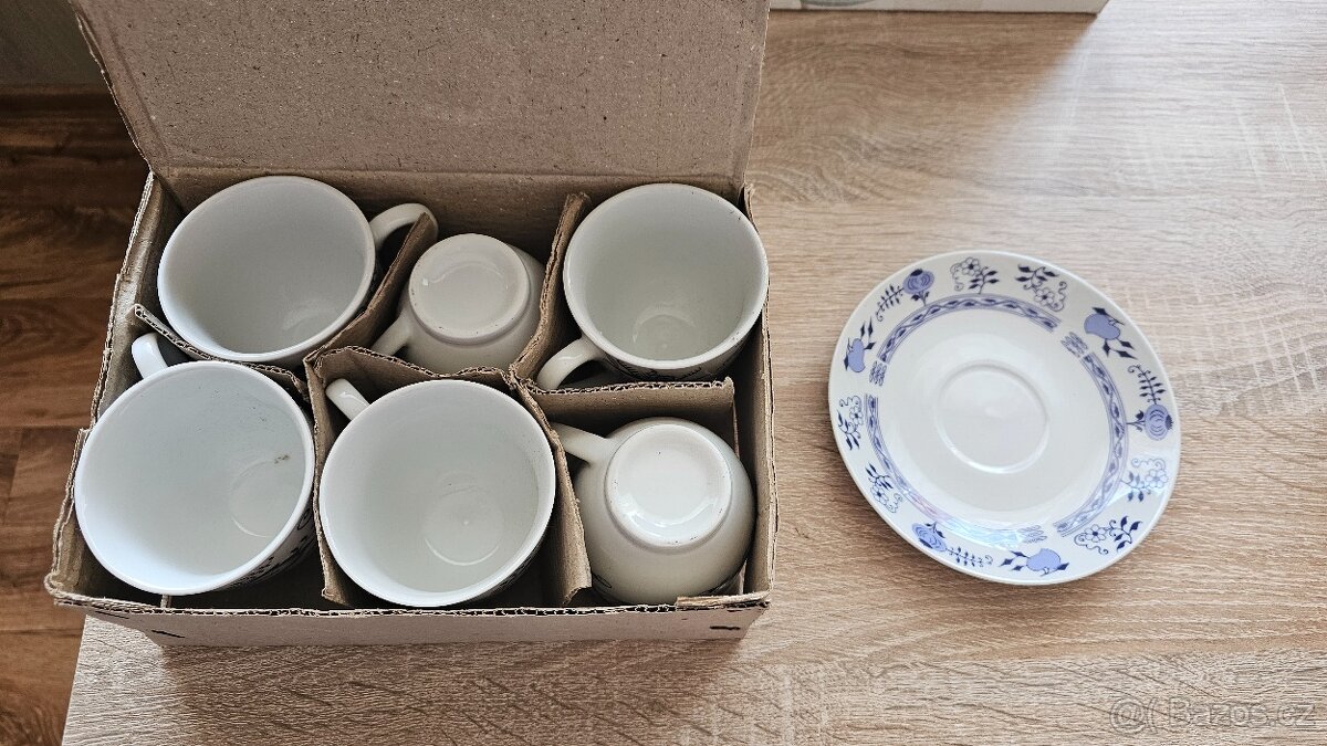 JÍDELNÍ SADA S DEKOREM CIBULÁK - 8