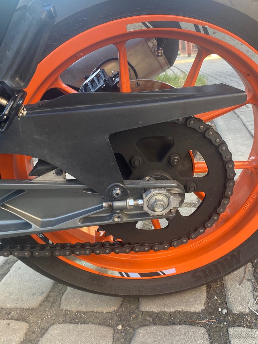 KTM RC 125 - 8