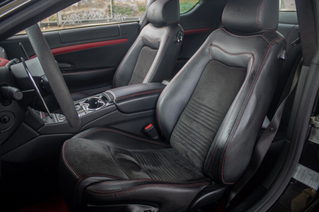 Maserati GranTurismo S 4.7 V8 - 8