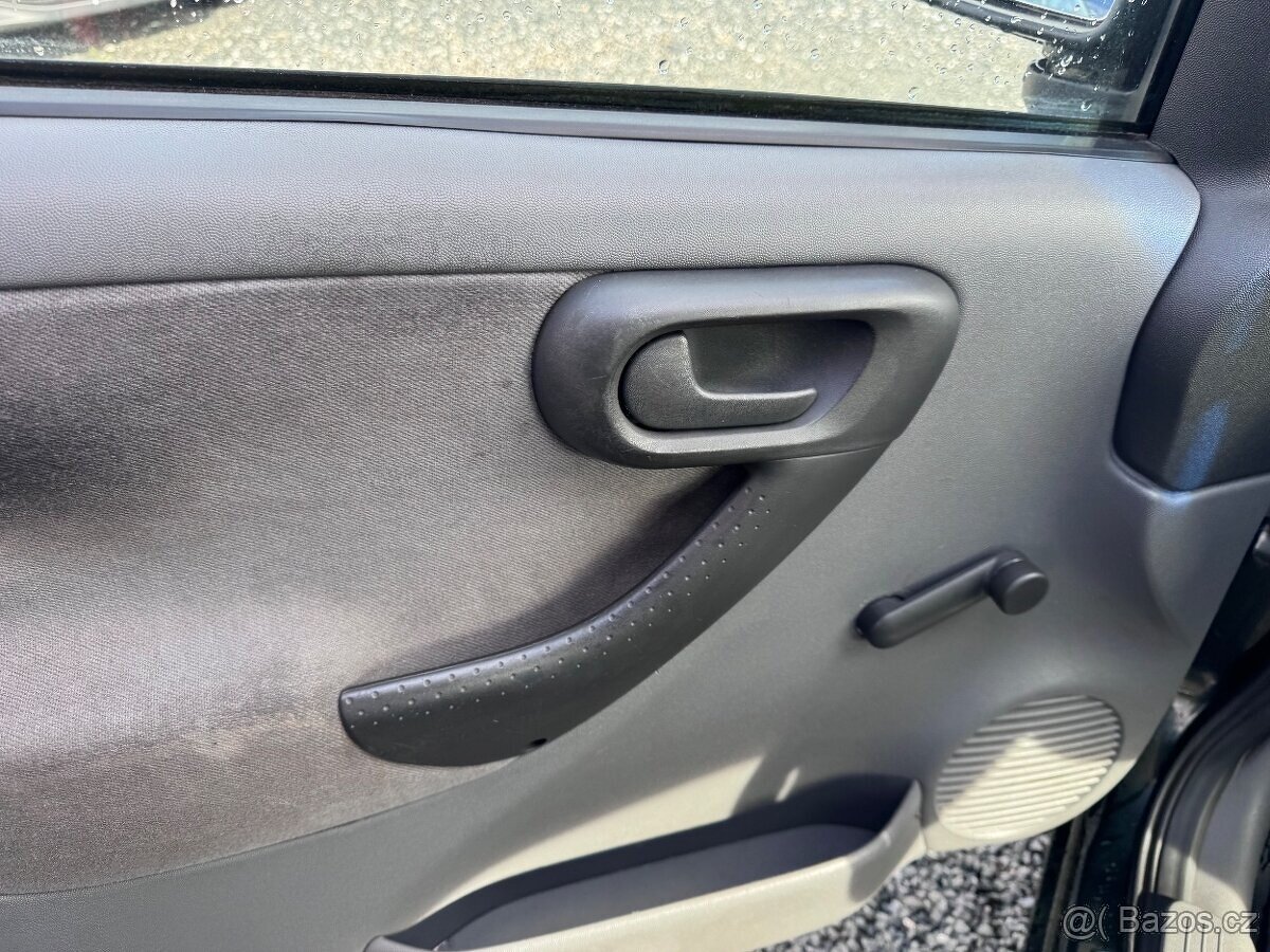 Opel Combo 1.7 DTi, 5-ti místné, TK 12/27 - 8