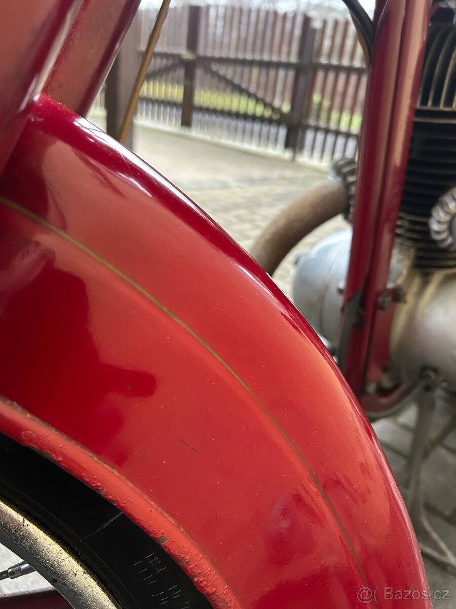 Jawa 250 - 8