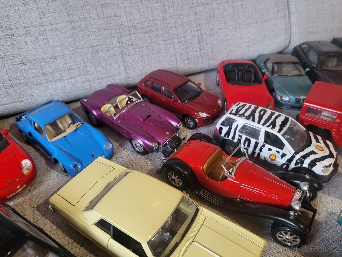 Retro - Autíčka - Mix. - 8