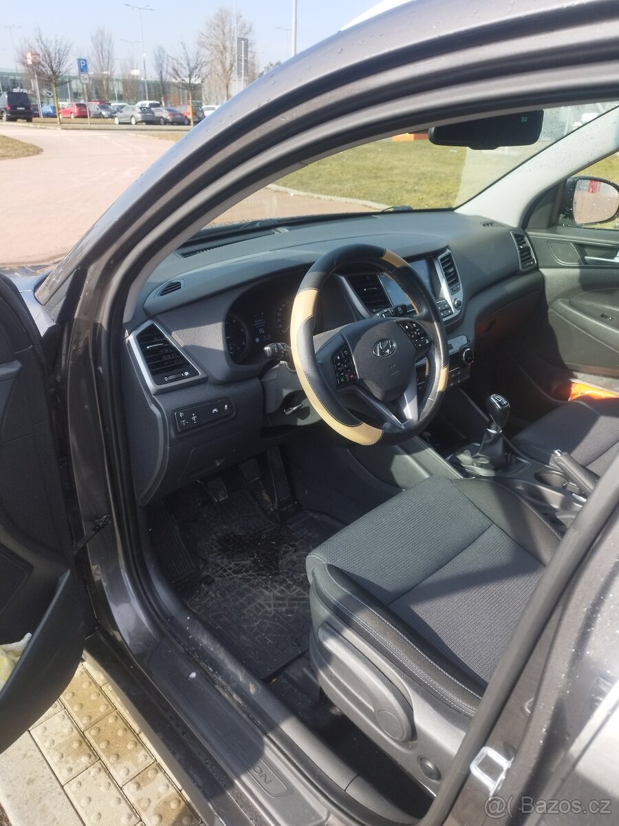 Tucson 1.7 nafta - 8