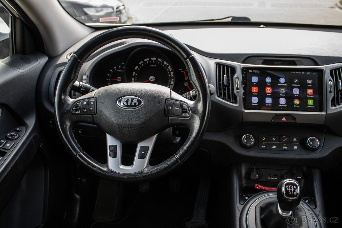 Kia Sportage 2013 AWD 100kW MT/6 - 8