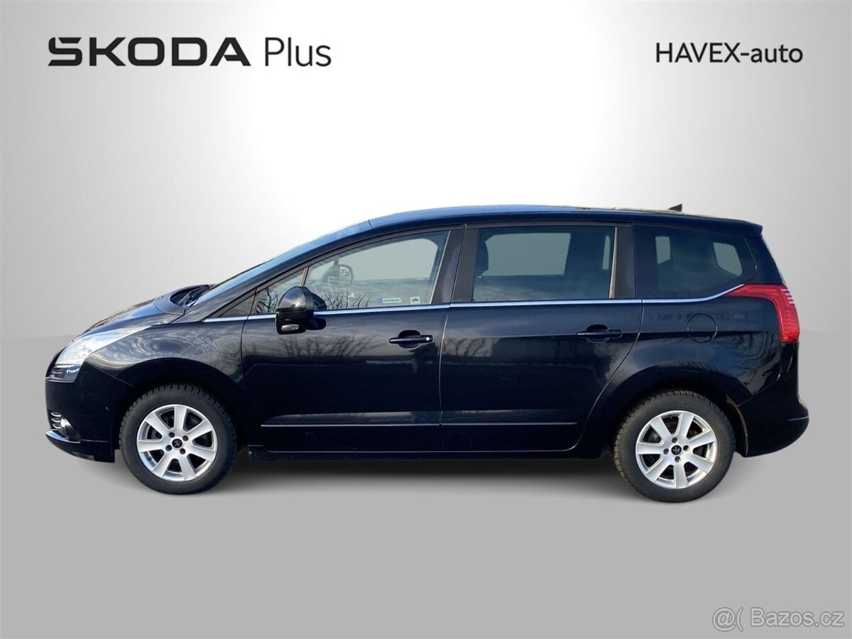 Peugeot 5008 1.6 HDI 82kW tažné + 2. sada - 8