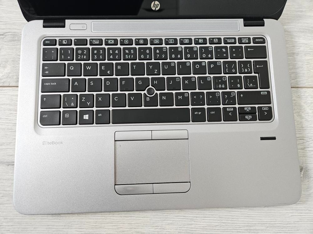 HP Elitebook 820 G3 dotyk, dokovací stanice, adaptéry - 8