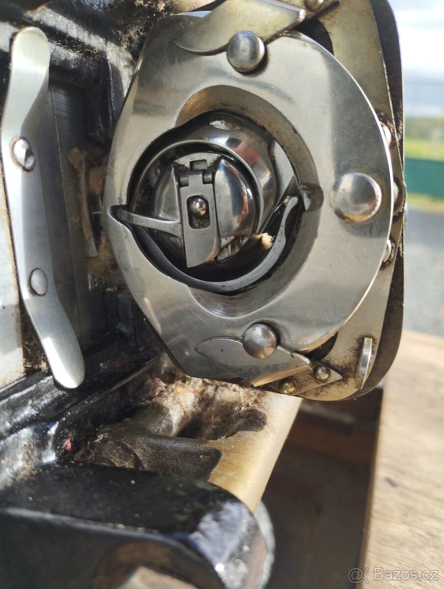 Šicí stroj Minerva BOBBIN 16 - 8