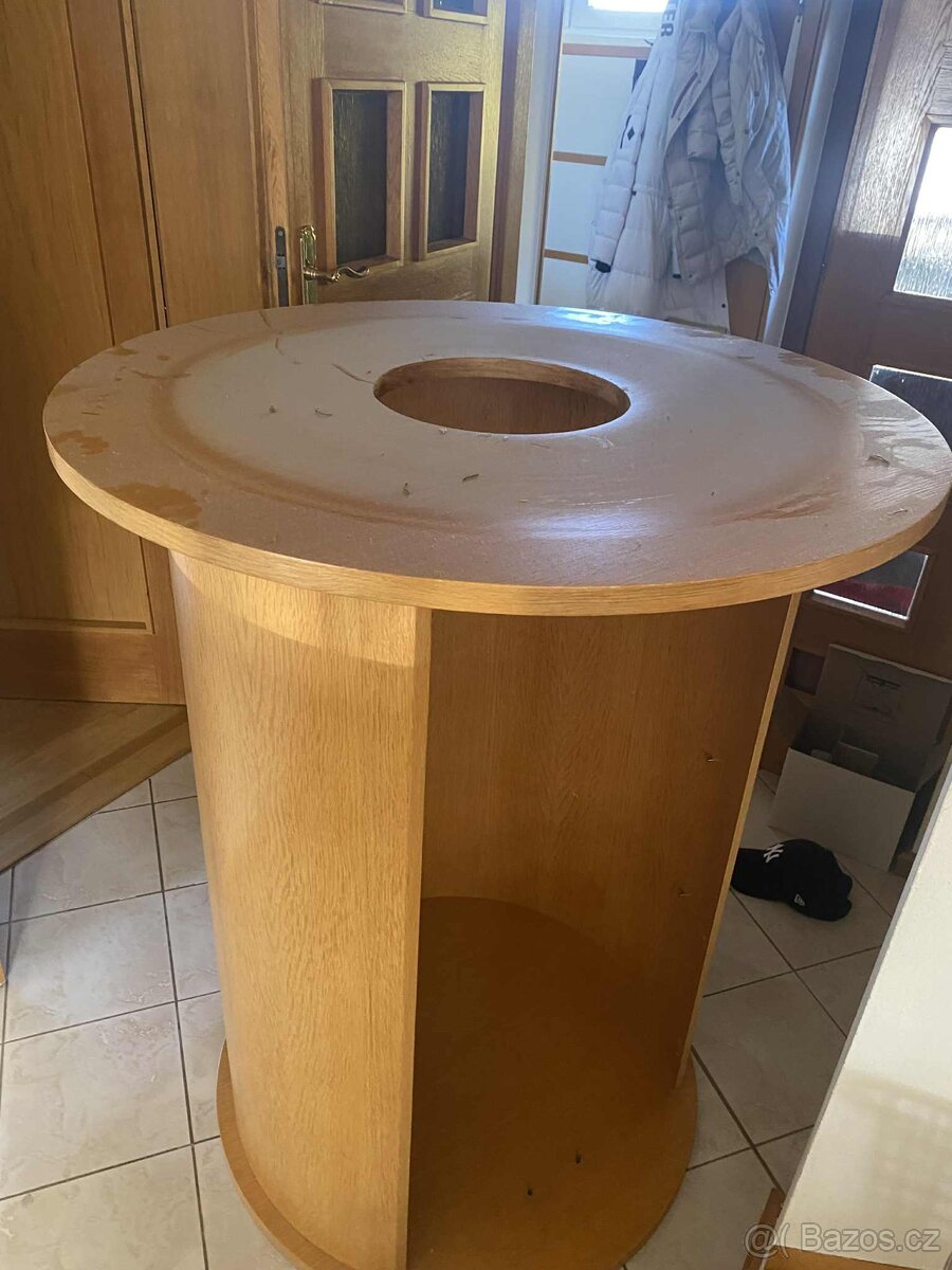 Vitrína se skříňkou k rychlému odvozu - 8