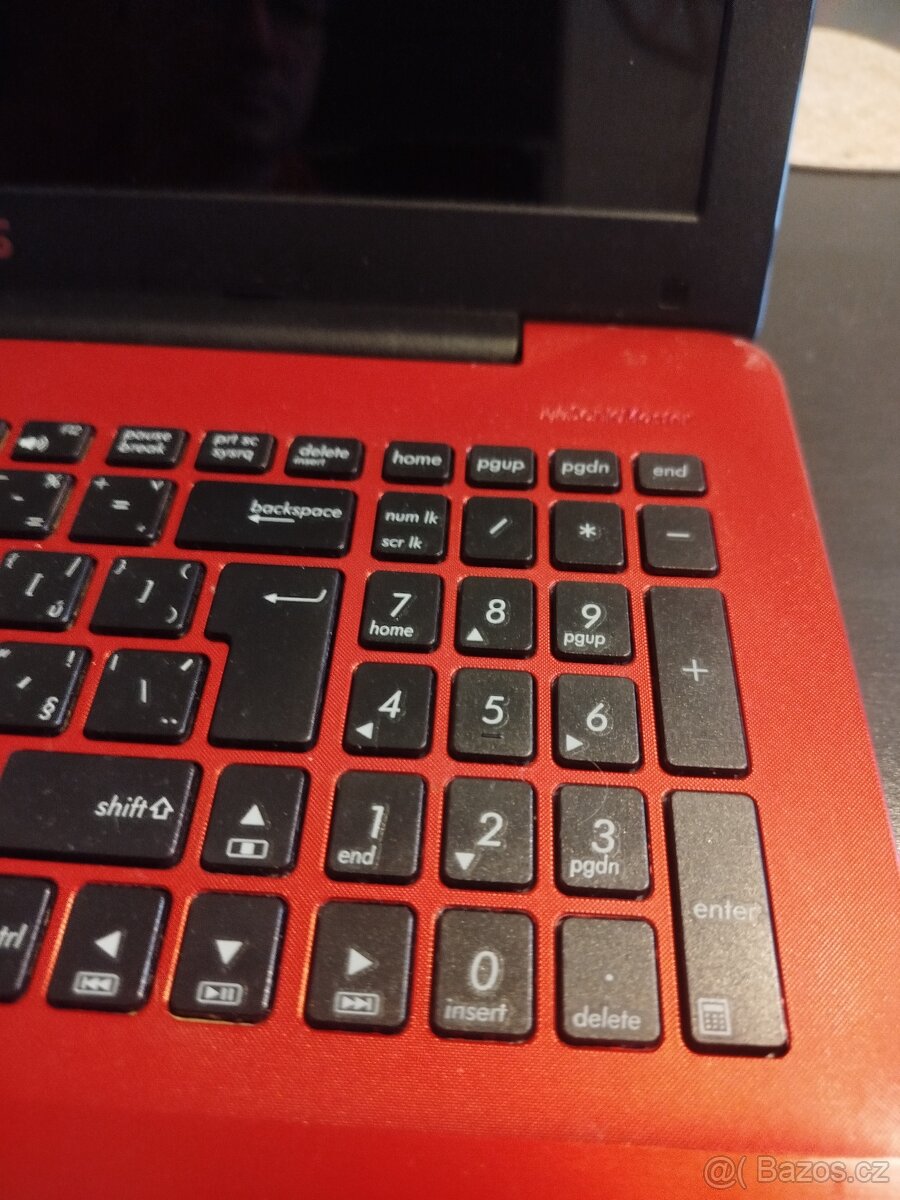 Asus X555l - Intel i5, Nvidia, 500GB, Win10 - 8