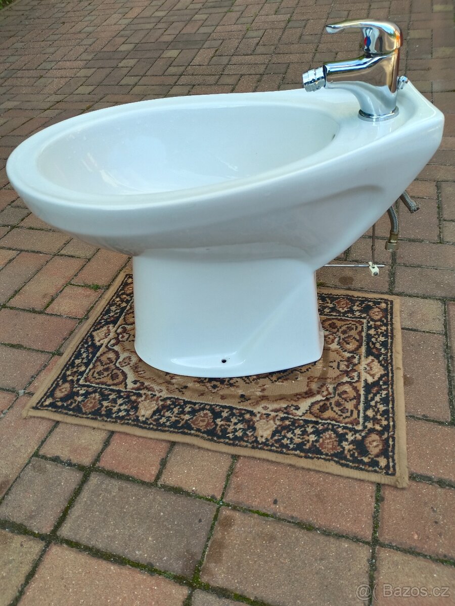 Standartní bidet kompletní - 8