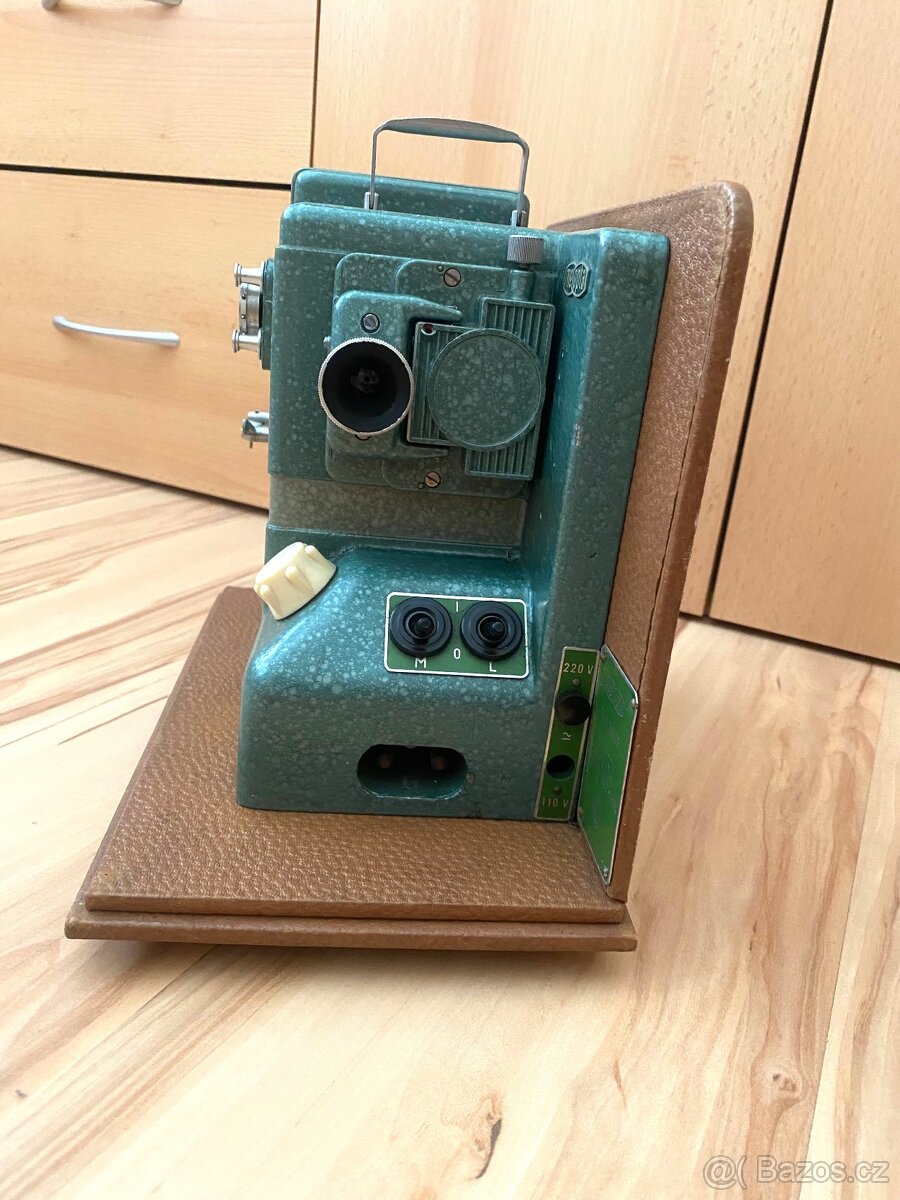 Stará promítačka - 8