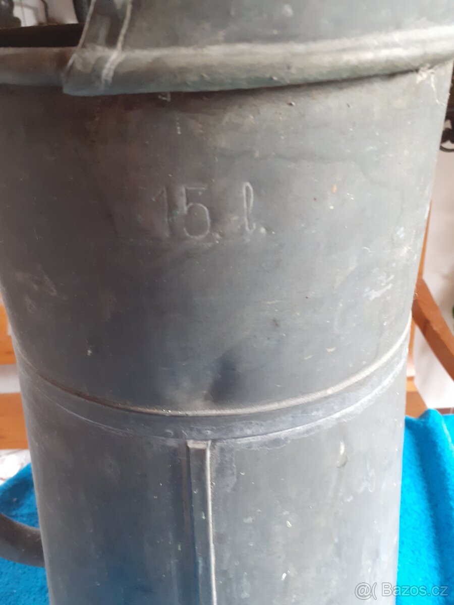 Starožitna ,velká nádoba měrka do pivovaru ,demizon - 8