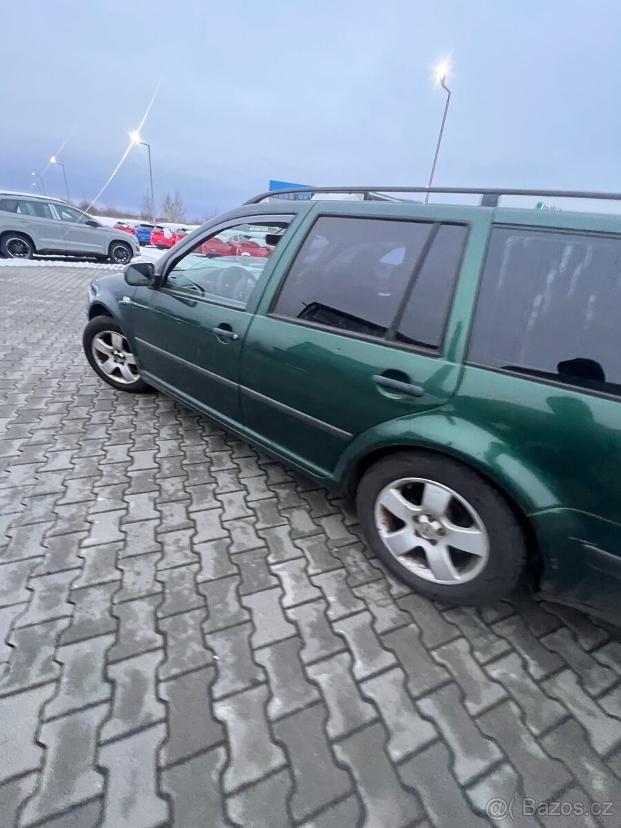 Golf 4 combi 1.6 mpi - 8