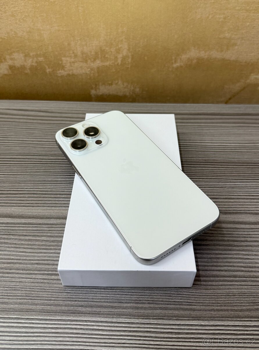 Apple iPhone 15 Pro Max 256GB bílá, 100% baterie - 8