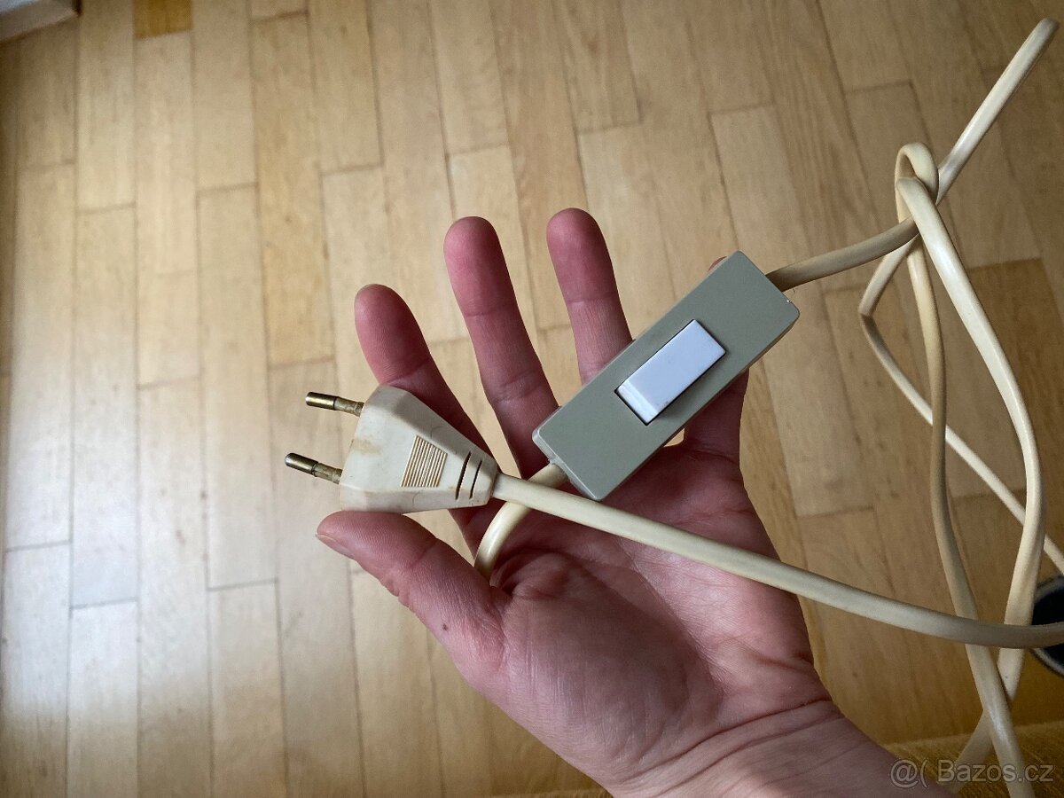 Retro červená lampa - 8